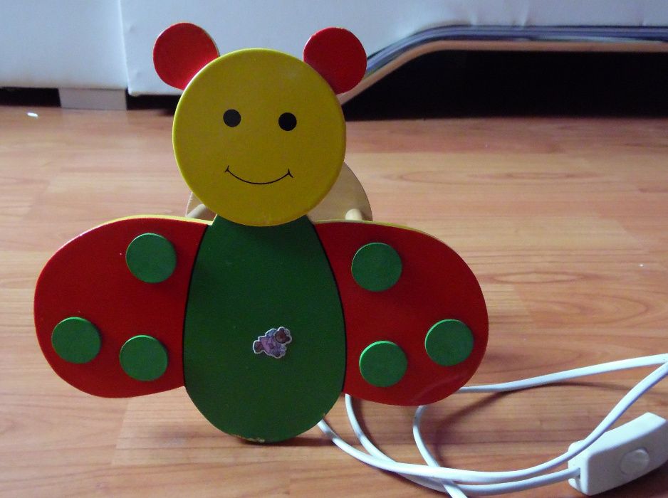 Lampka nocna dziecięca biedronka