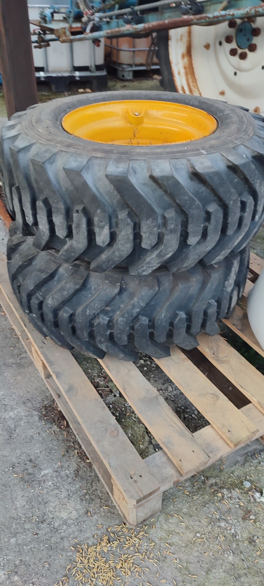 Koła 12-16.5 opony tiron 12pr opony przemysłowe bobcat