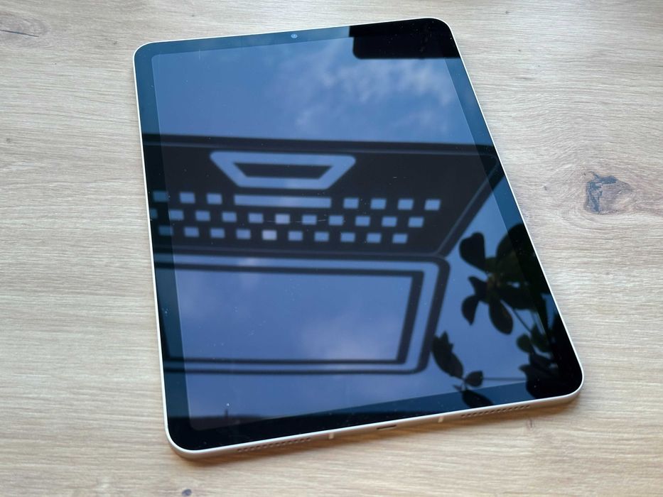 Tablet Apple iPad Air 5 gen. 64GB Wi-Fi + Cellular | BAT 90% | GW12M