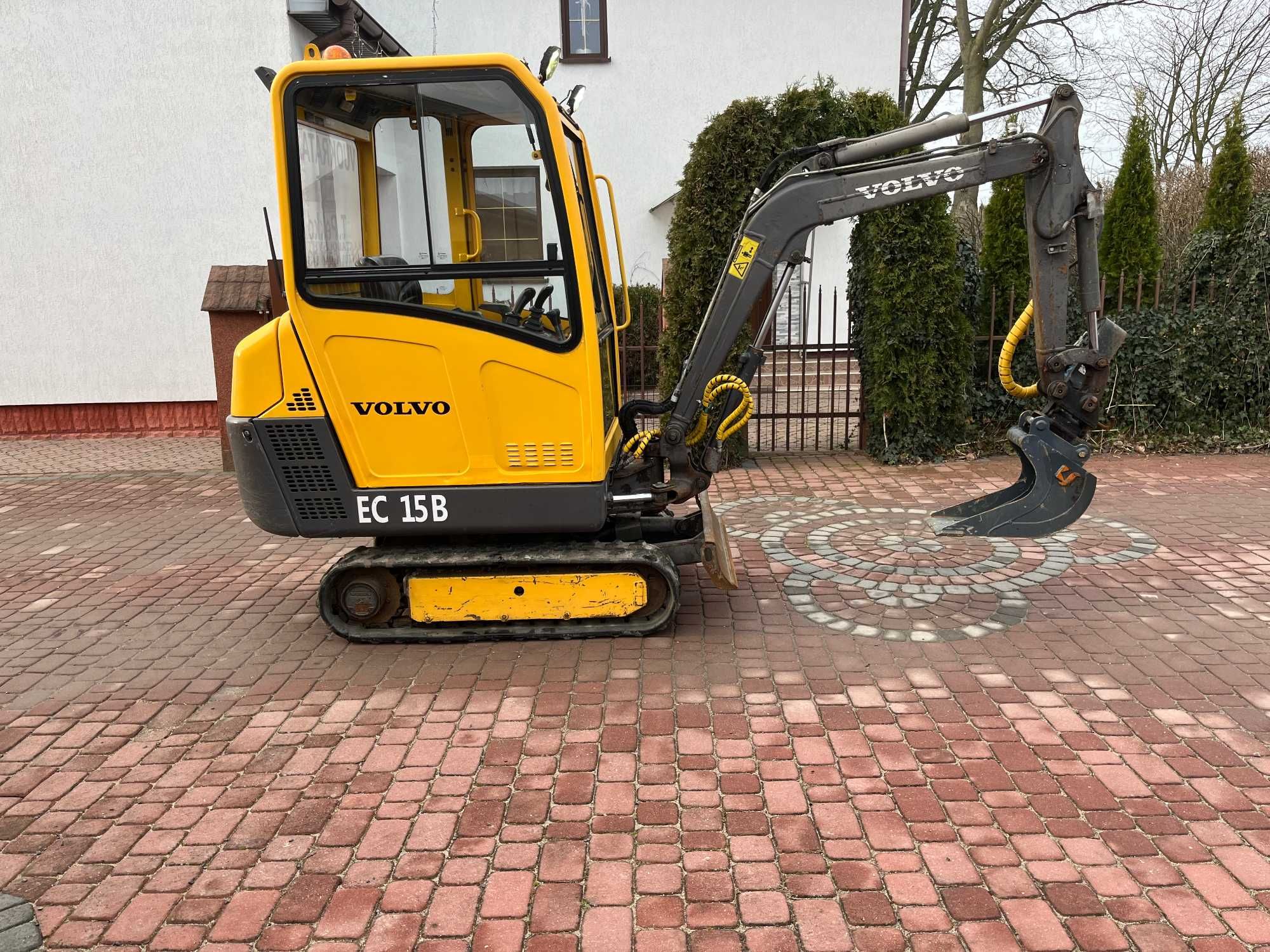 Minikoparka Volvo EC15B* Import z serwisu * Cena brutto vat 23%