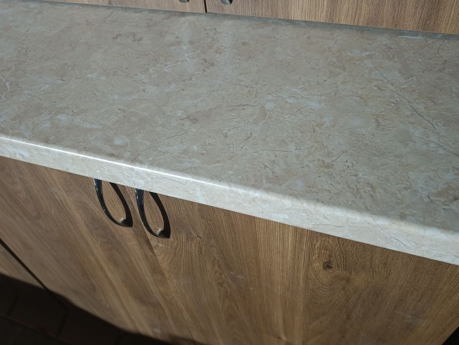 Нова кухня у зібраному вигляді