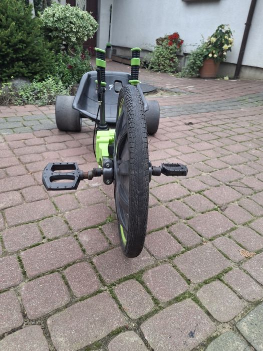 20-calowy wózek rower driftowy Huffy Green Machine jest idealny dla dz
