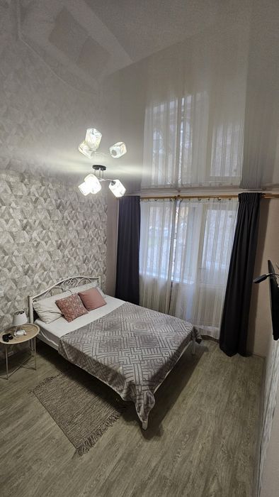 ПОСУТОЧНО  Одесская ХНУВС Гагарина с балконом