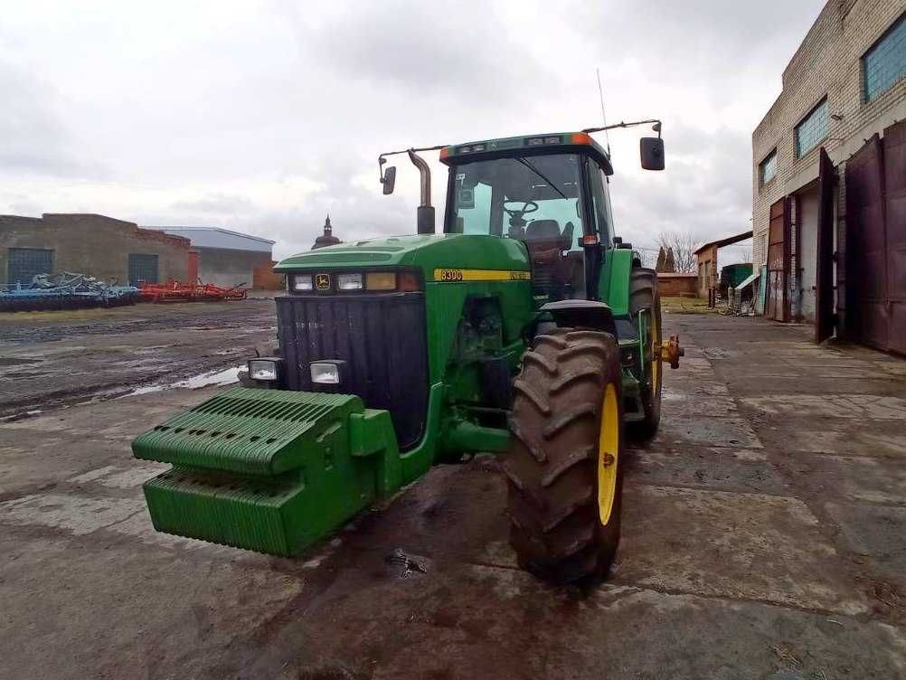 John Deere 8300 1998 року