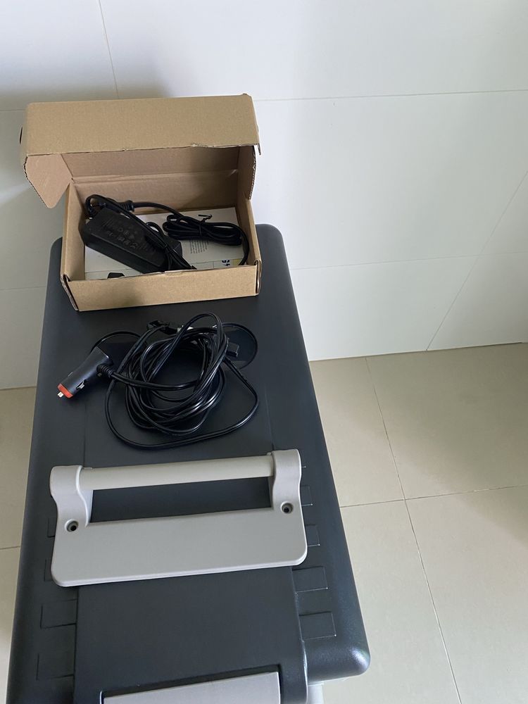 Arca Frigorifico portatil  55L( ler descricao )