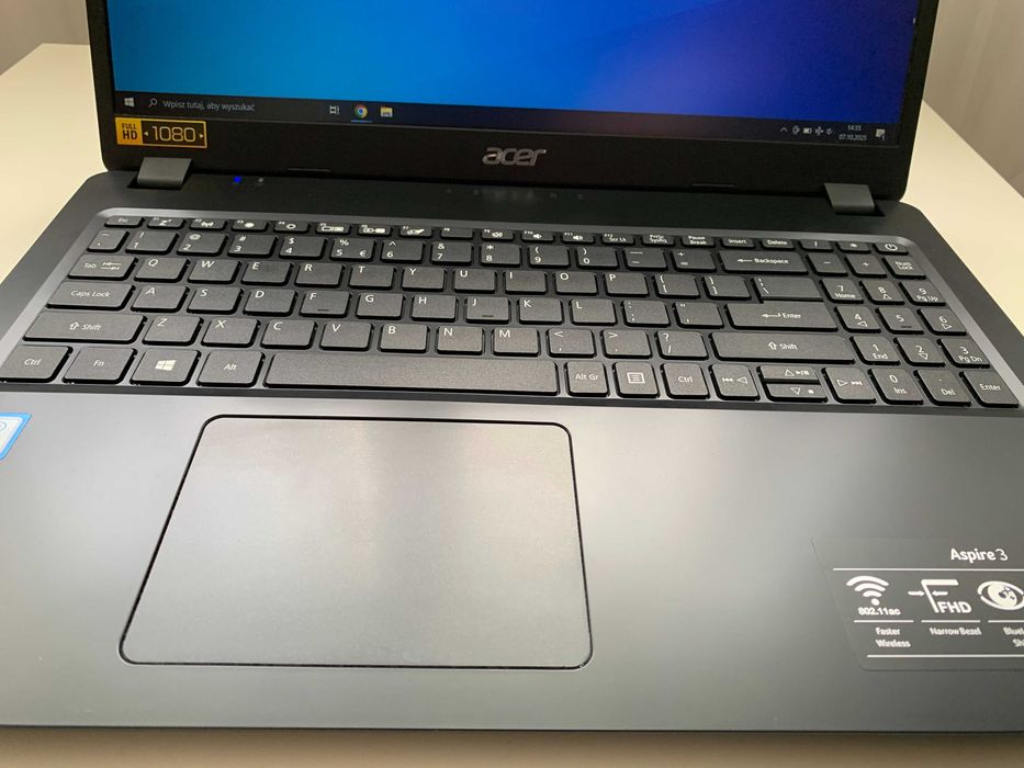 Laptop Acer i3-7th. DDR4-8Gb SSD-256Gb Bateria 5H Jak nowy!!