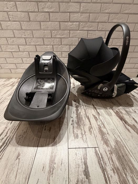 Cybex fotelik Cloud G 0-13 kg + baza obrotowa G + moskitiera