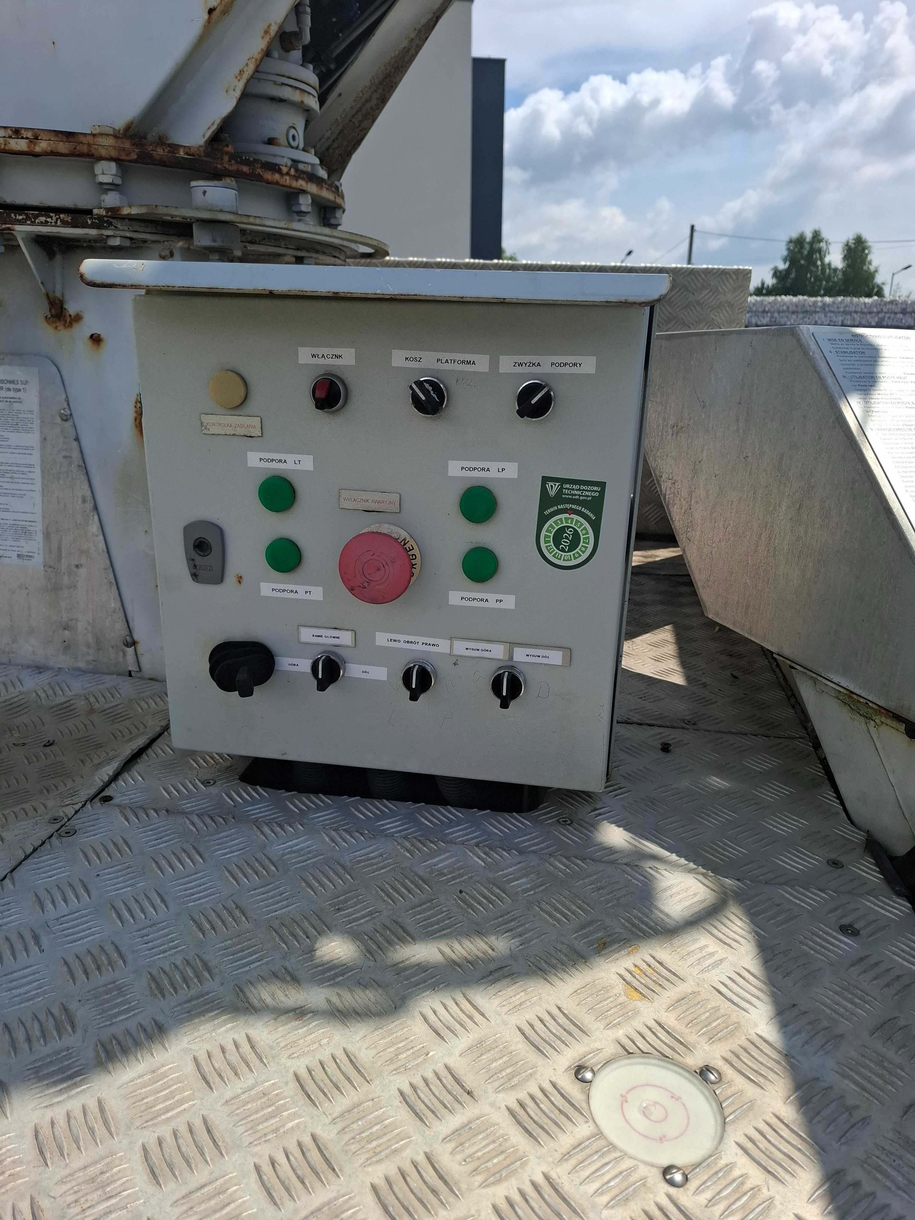 Nissan Cabstar z podnośnikiem koszowym Comilev 160 EN160TVL
