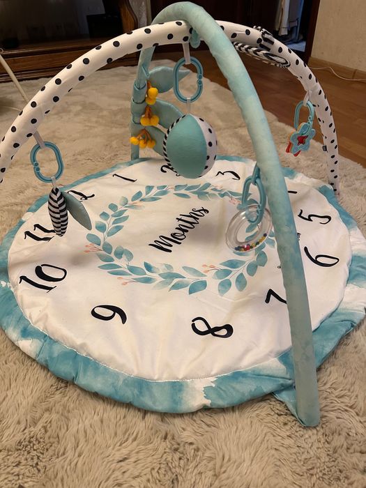 Продам розвиваючий килимок