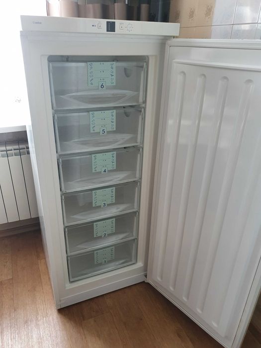 Liebherr морозильная камера морозилка 199 л в отличном состоянии