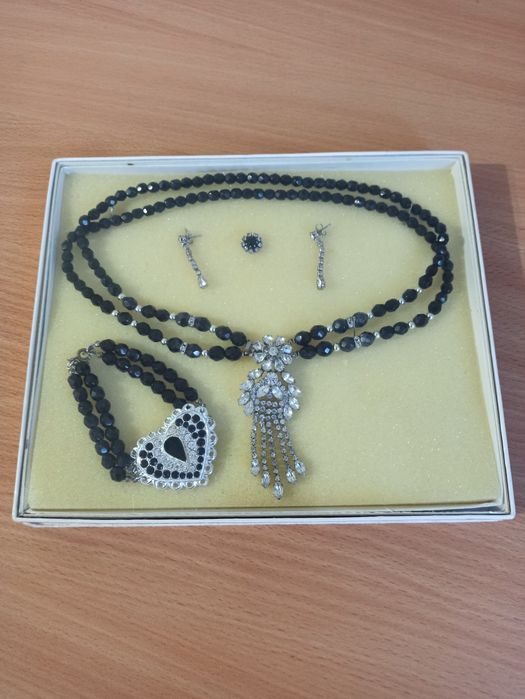 Набір з чорного чеського скла