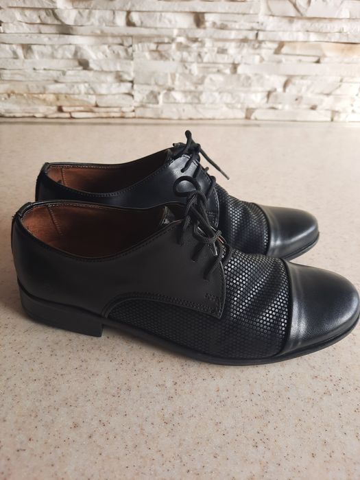 Pantofle chłopięce rozm 34