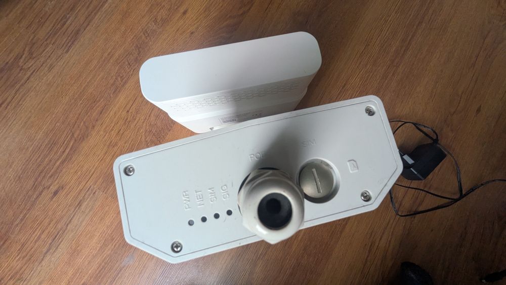 Router ZTE MF256 z anteną ODU + IDU