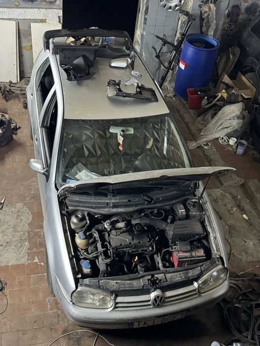 В розборі Гольф 4 Volkswagen Golf 4 1.9 тді 2001 року розборка,шрот