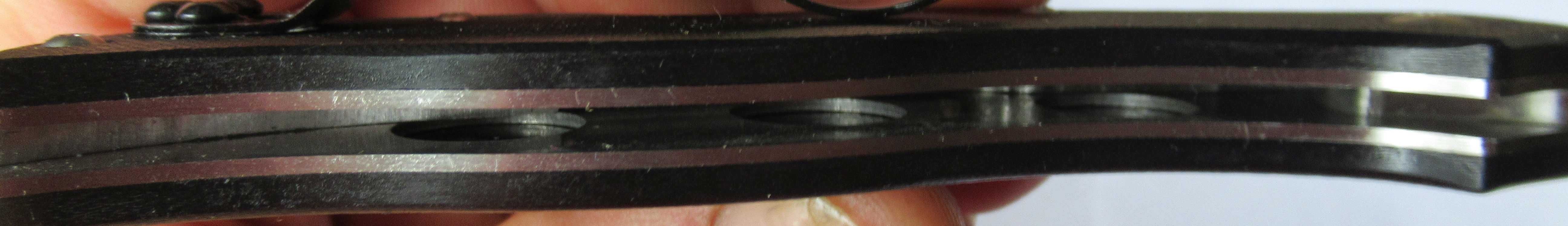 nóż folder  spyderco czarny