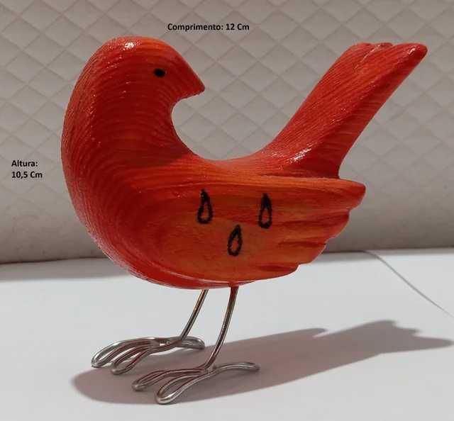 Conjunto de Canários em madeira.