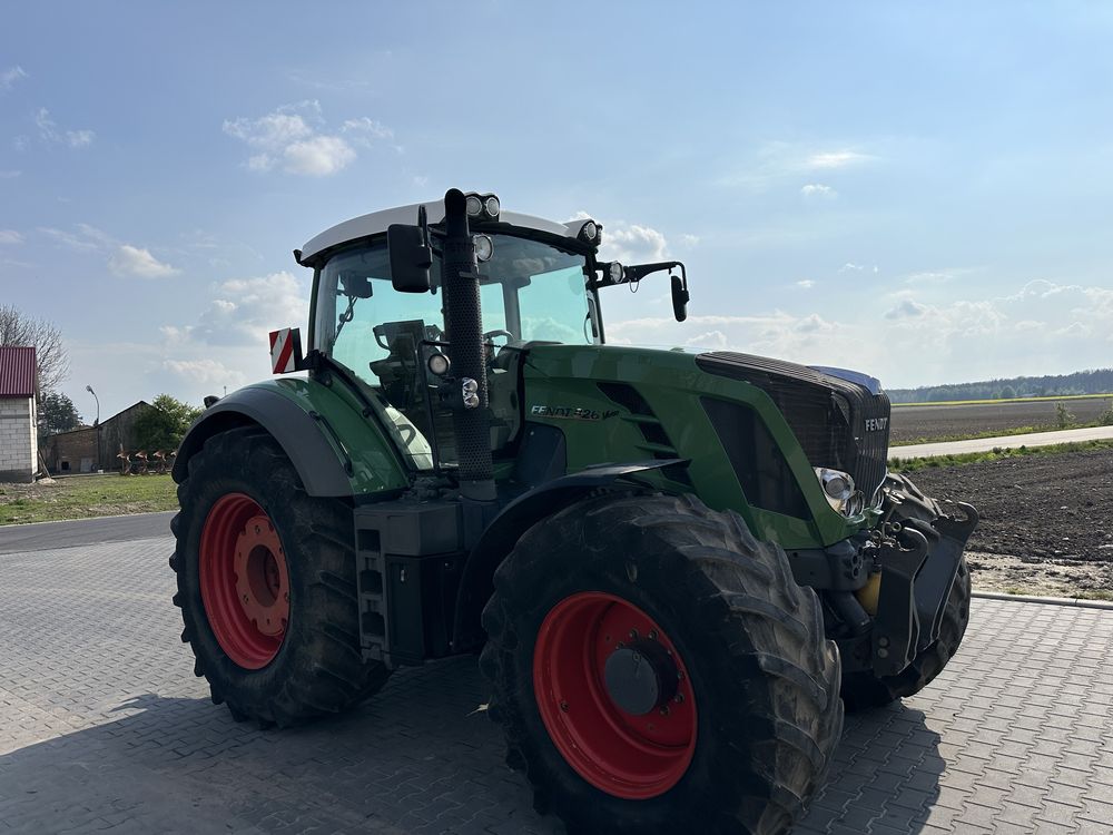 Fendt 826 Vario SCR Profi Plus