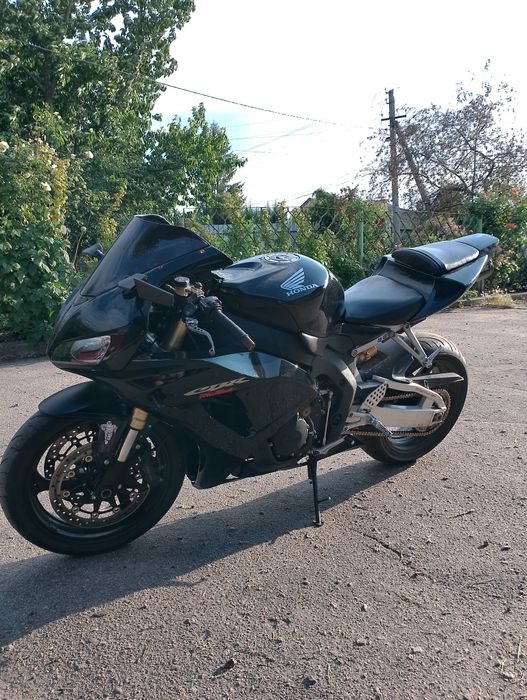 Продам Хонда сбр 1000рр 2007г.