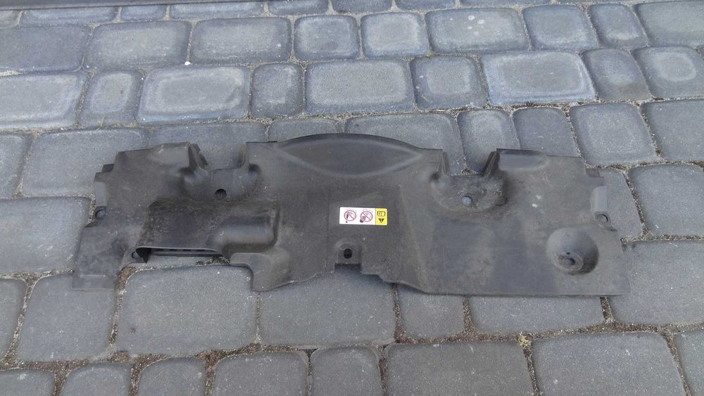 Toyota rav4 V 19- nakładka osłona pas przód