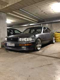 Lexus LS400 UCF10