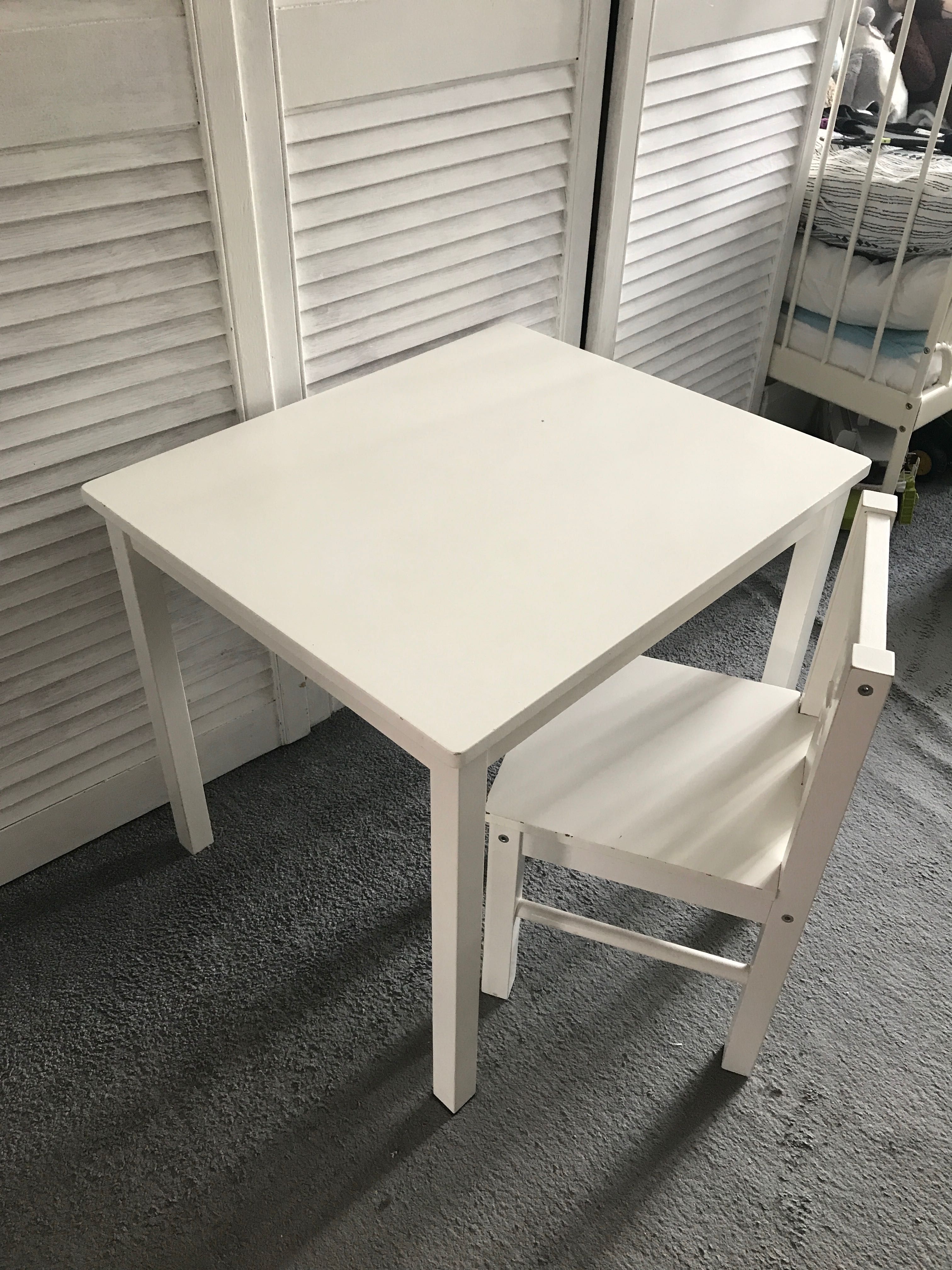 Stolik dziecięcy, krzesełko Ikea Kritter