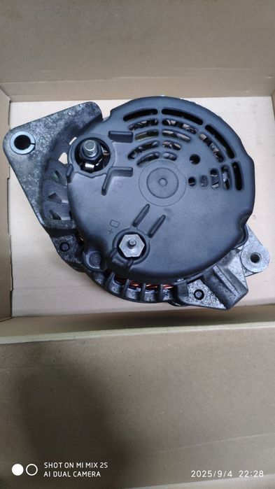 Генератор Опеля Вектри B 1.8-2.0