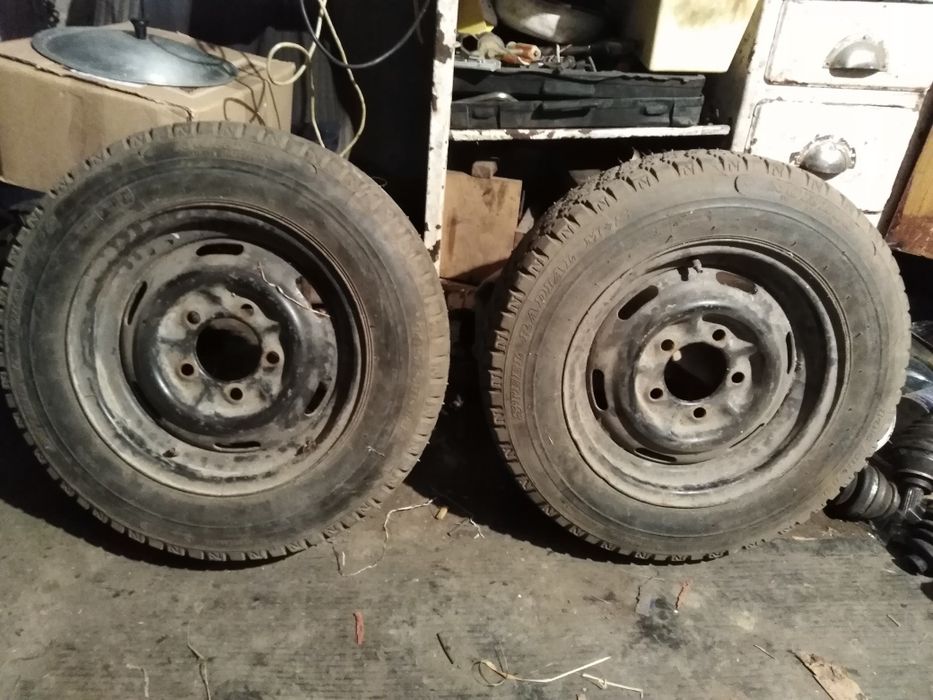 Продам два ската на таврию