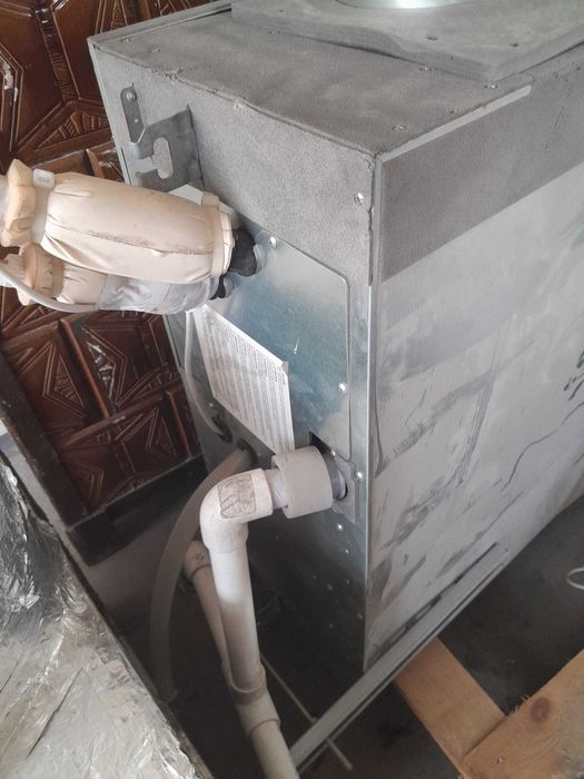 pompa ciepła woda powietrze Carrier 50rhe060 klimatyzator kratki