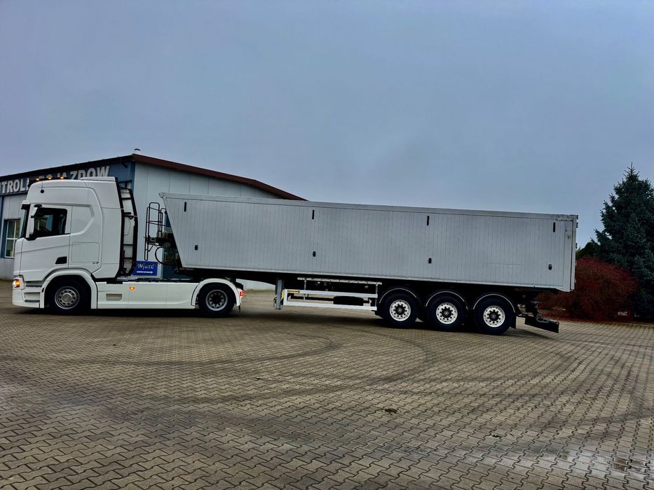 Zaslaw D-653A  Zasław D653A • Wywrotka 3-osiowa • 2021 r • 54 m³ • Stan bdb • Gotowa