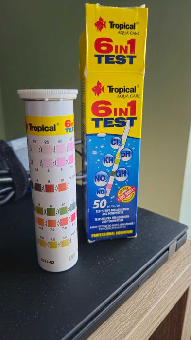 Aquário peixes de 35 CM comprimento.