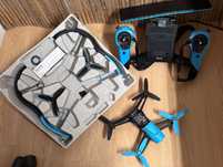 Drone Parrot Bebop com Skycontroller - Azul 14.0MP Full HD 1080p