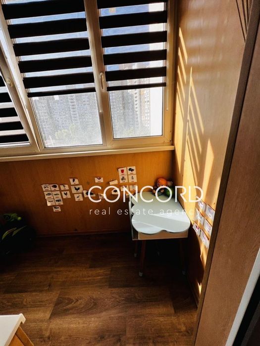 Метро Теремки. Продам 3к Академіка Заболотного вул., 46