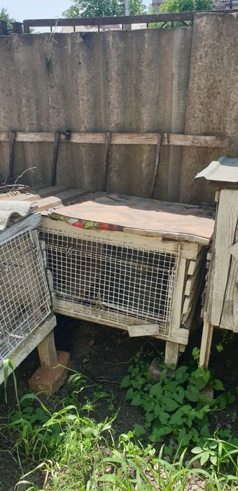 Продам клітки для кролів.Самовивіз.