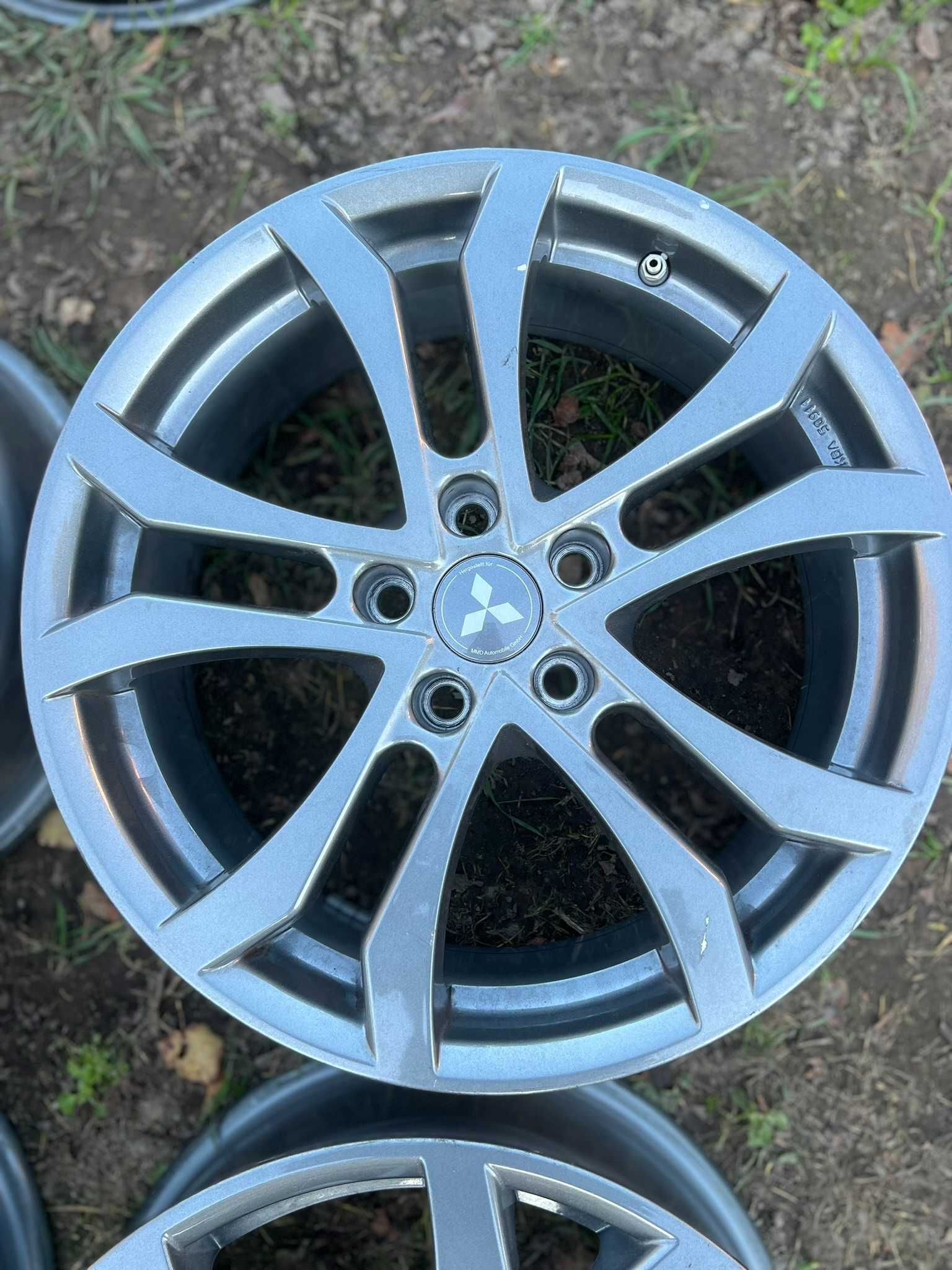 Komplet felg Mitsubishi 18” 7.5J ET45 5x114,3 + TPMS Felgi Demo F-Vat