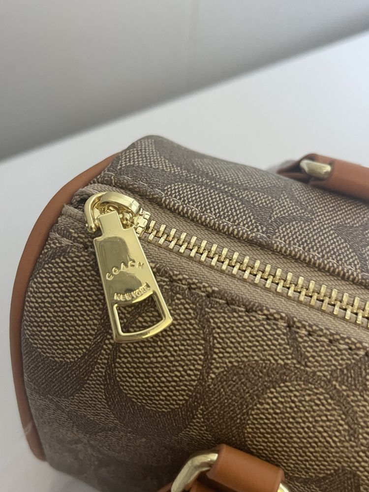 Mala coach nova