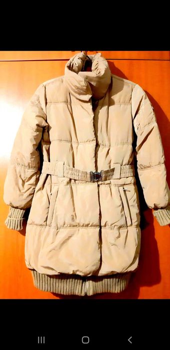 Зимова жіноча куртка