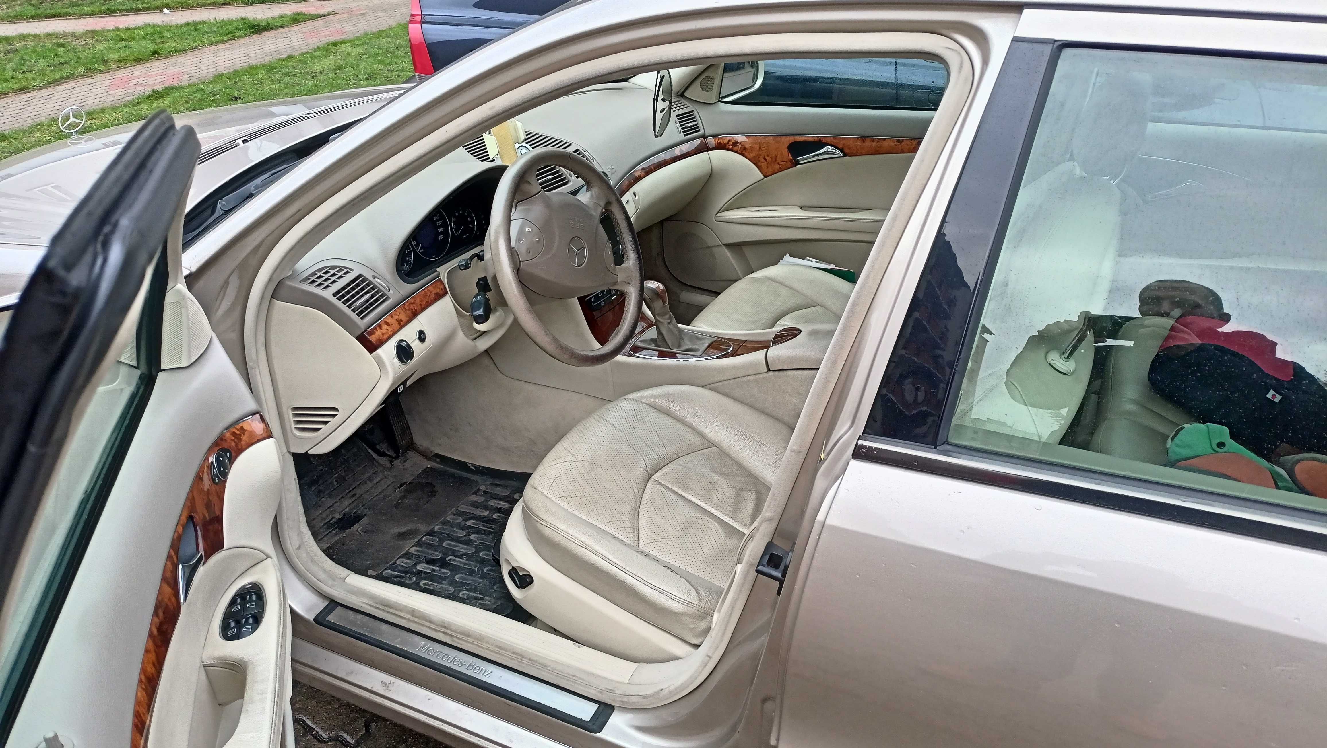 Mercedes E200 1.8 kompresor benzyna polski salon