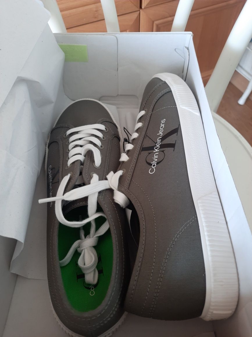 Nowe buty męskie Calvin Klein rozmiar 44