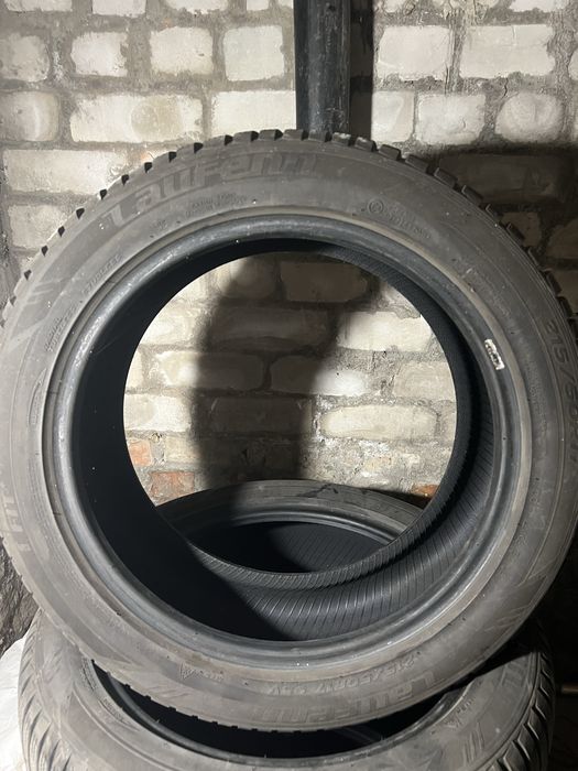 Автошина 215/50 R17 Laufenn 2023