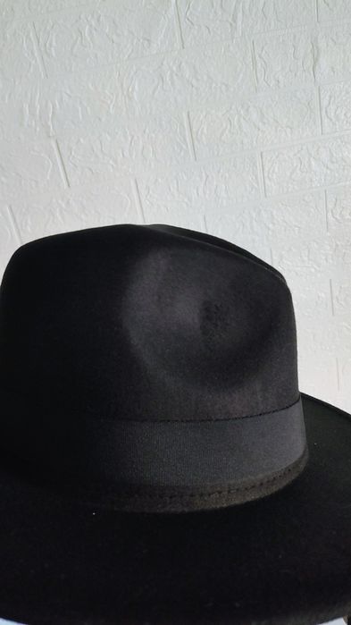 Nowy kapelusza damski jeden rozmiar czarny elegancki