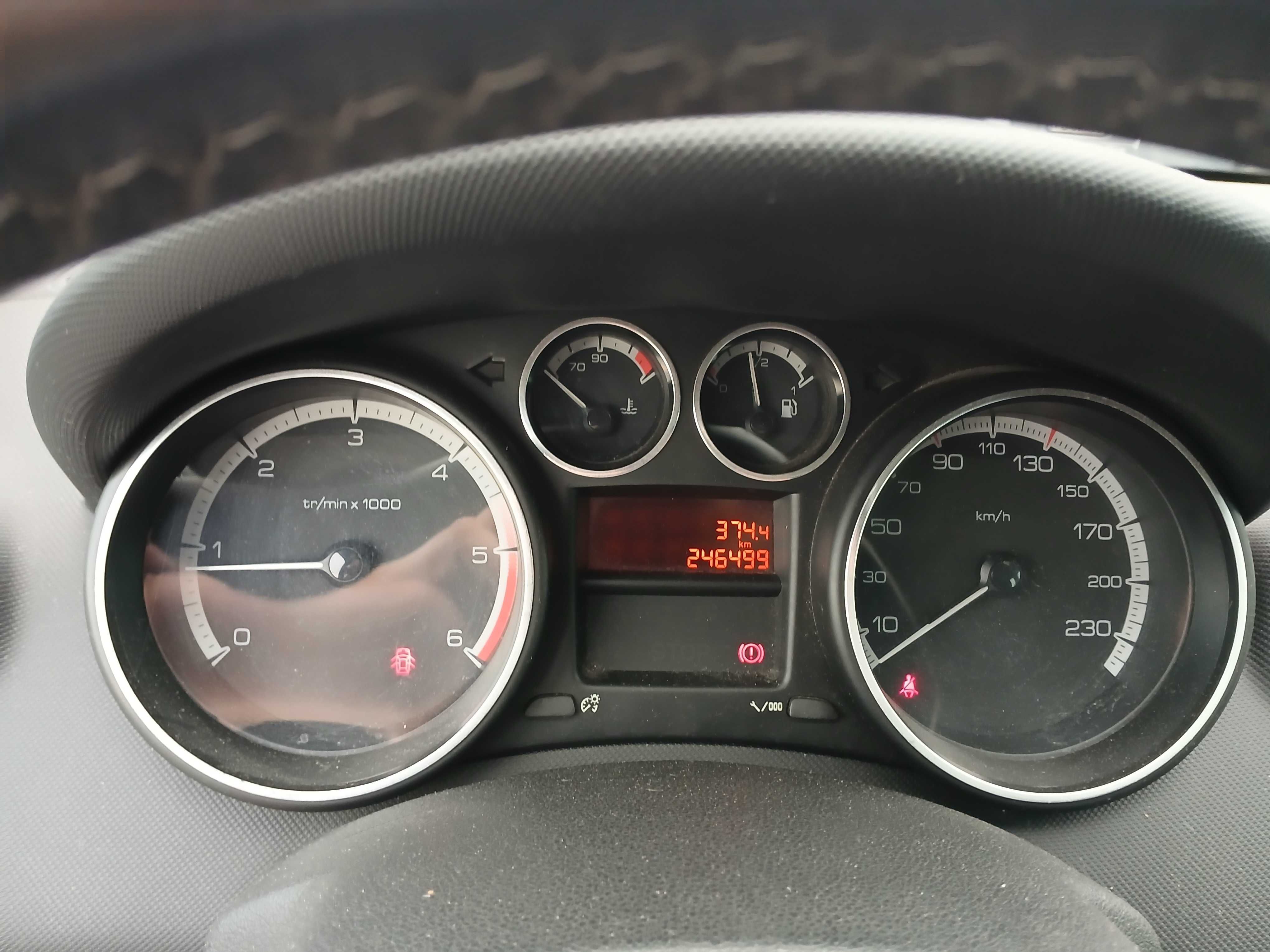 Peugeot 308 1,6 HDI (109 Km),Klima,