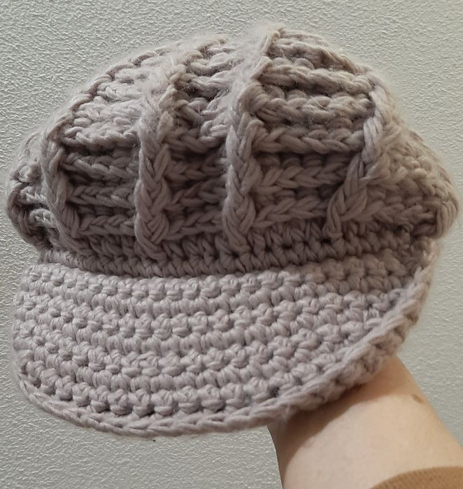 Beret damski, kaszkiet New Yorker