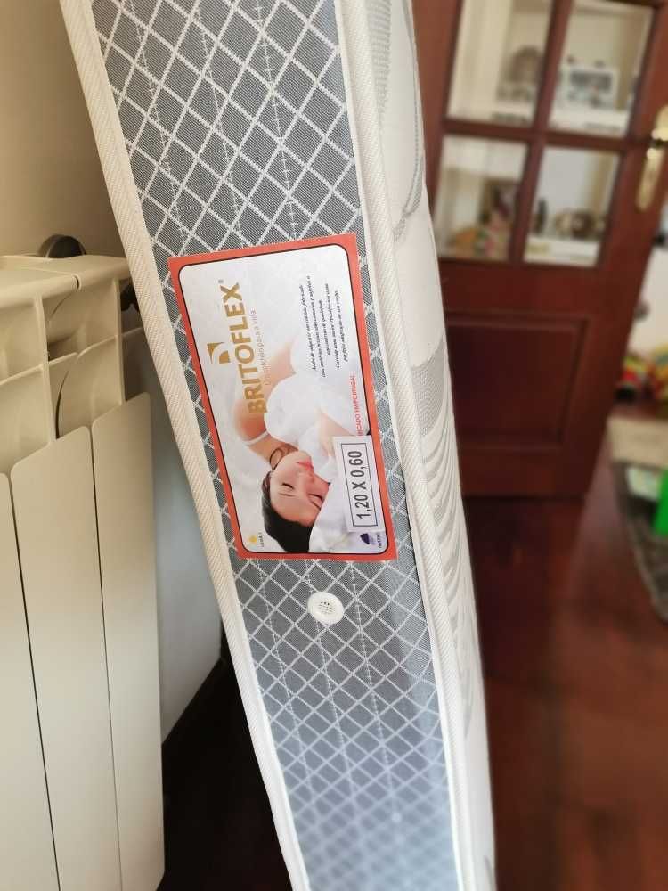 Colchão para cama de grades