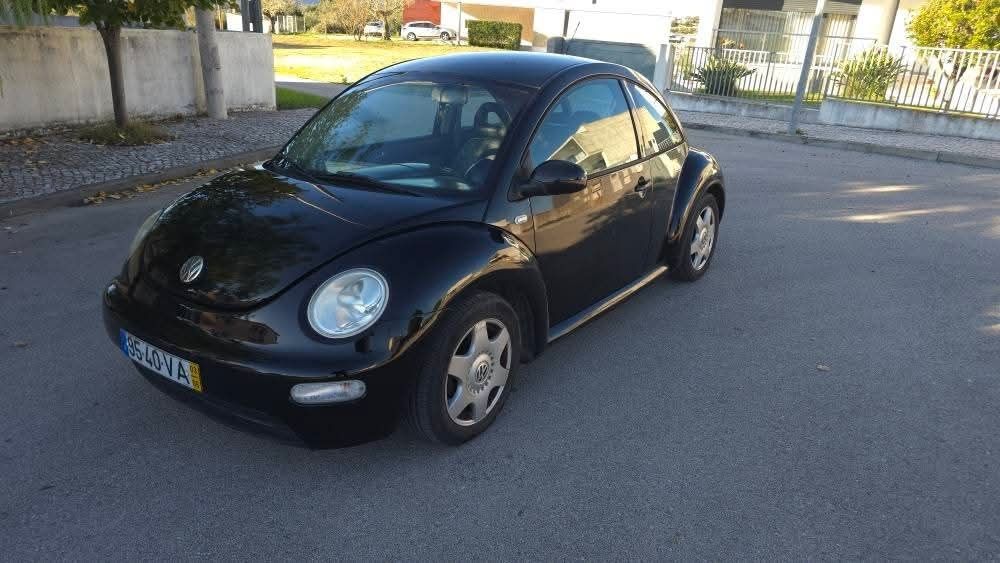 Vende se Volkswagen New beetle