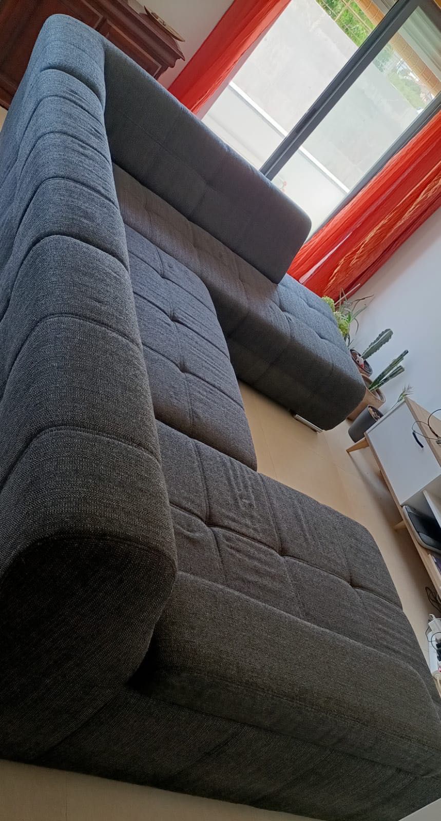 Sofá de canto em U com cama