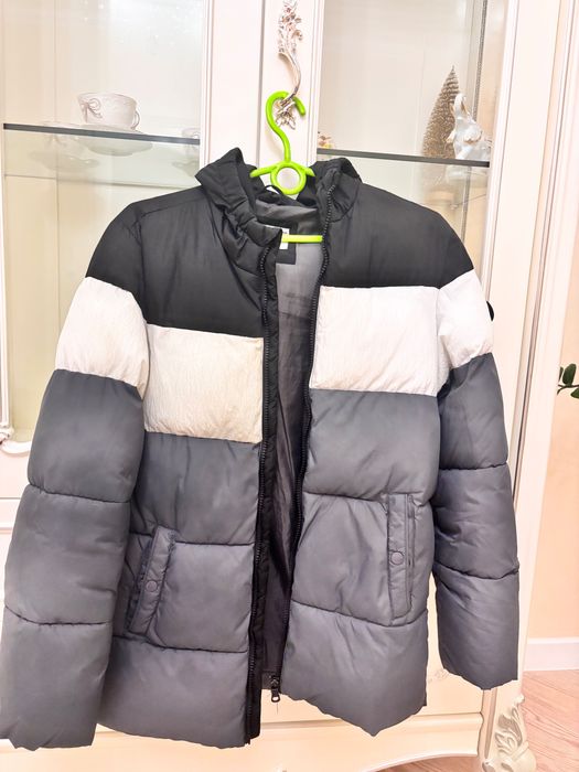 Зимова курточка, пуховик