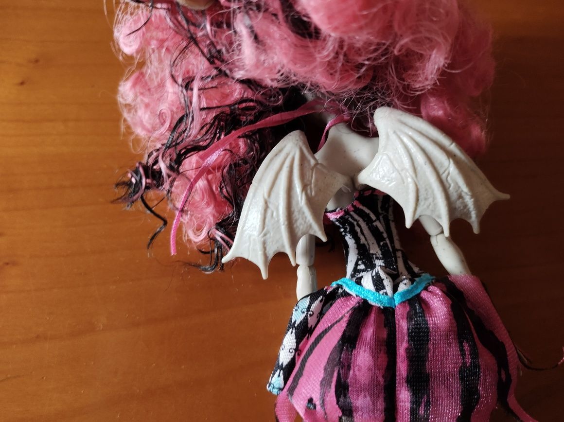 Kolekcjonerska lalka Monster High Rochelle Cyrk de Szyk