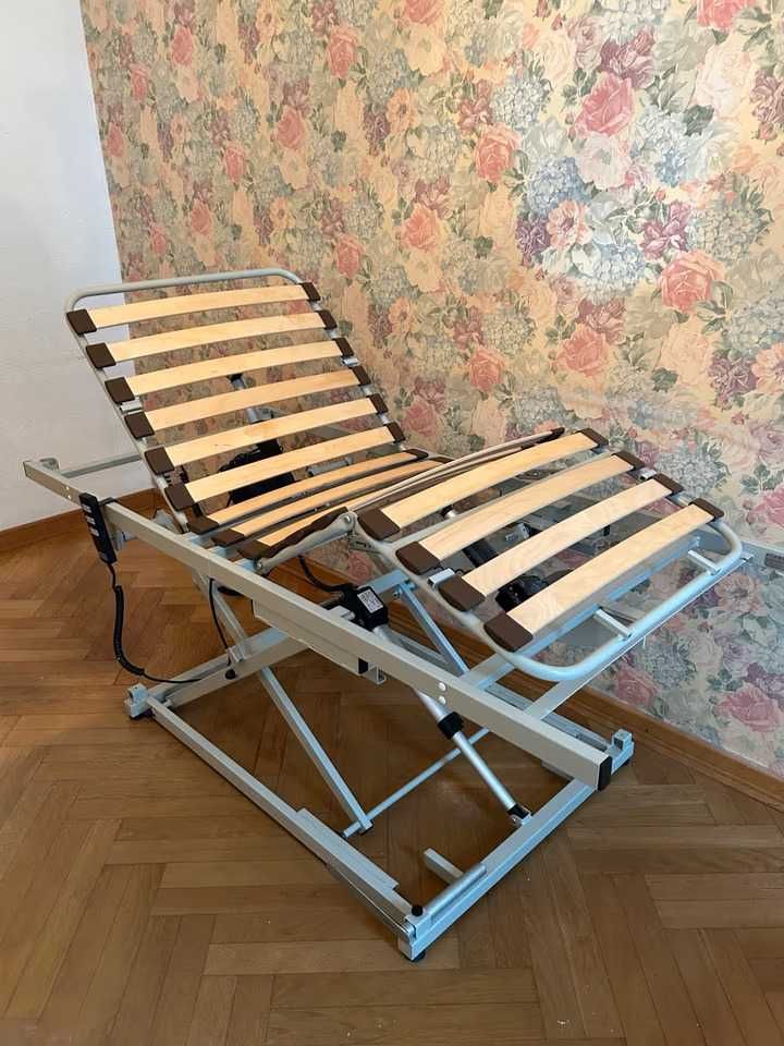 Łóżko rehabilitacyjne na pilota dla chorego wkład do łóżka