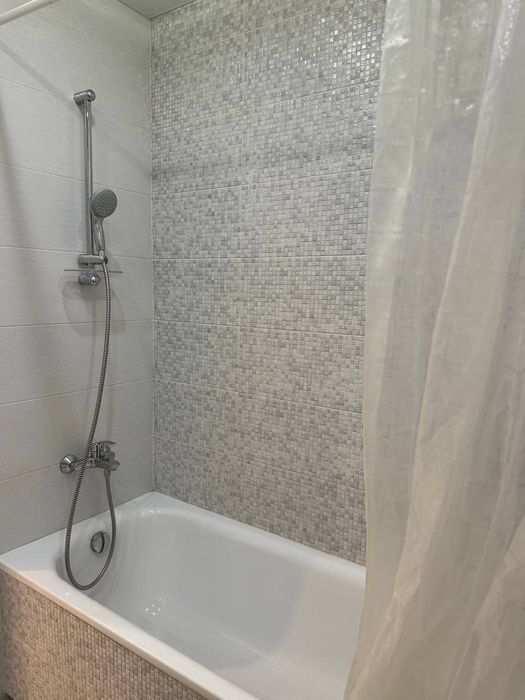 Сдам 1комн квартиру м. Дворец Спорта в новострое