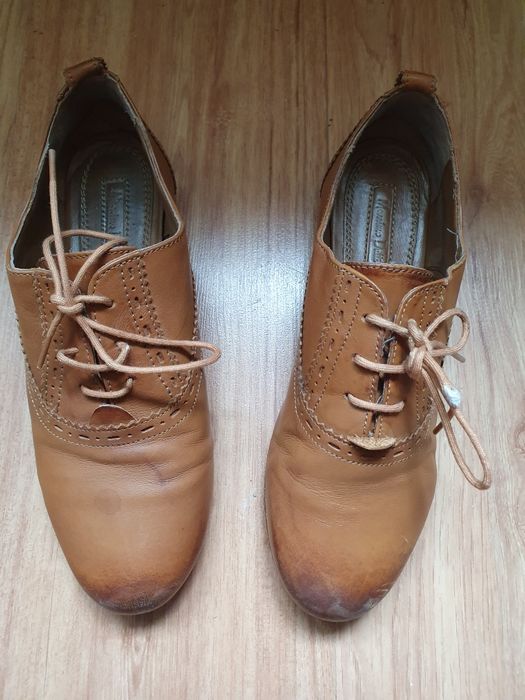 Buty skórzane marki Massimo Dutti (38)